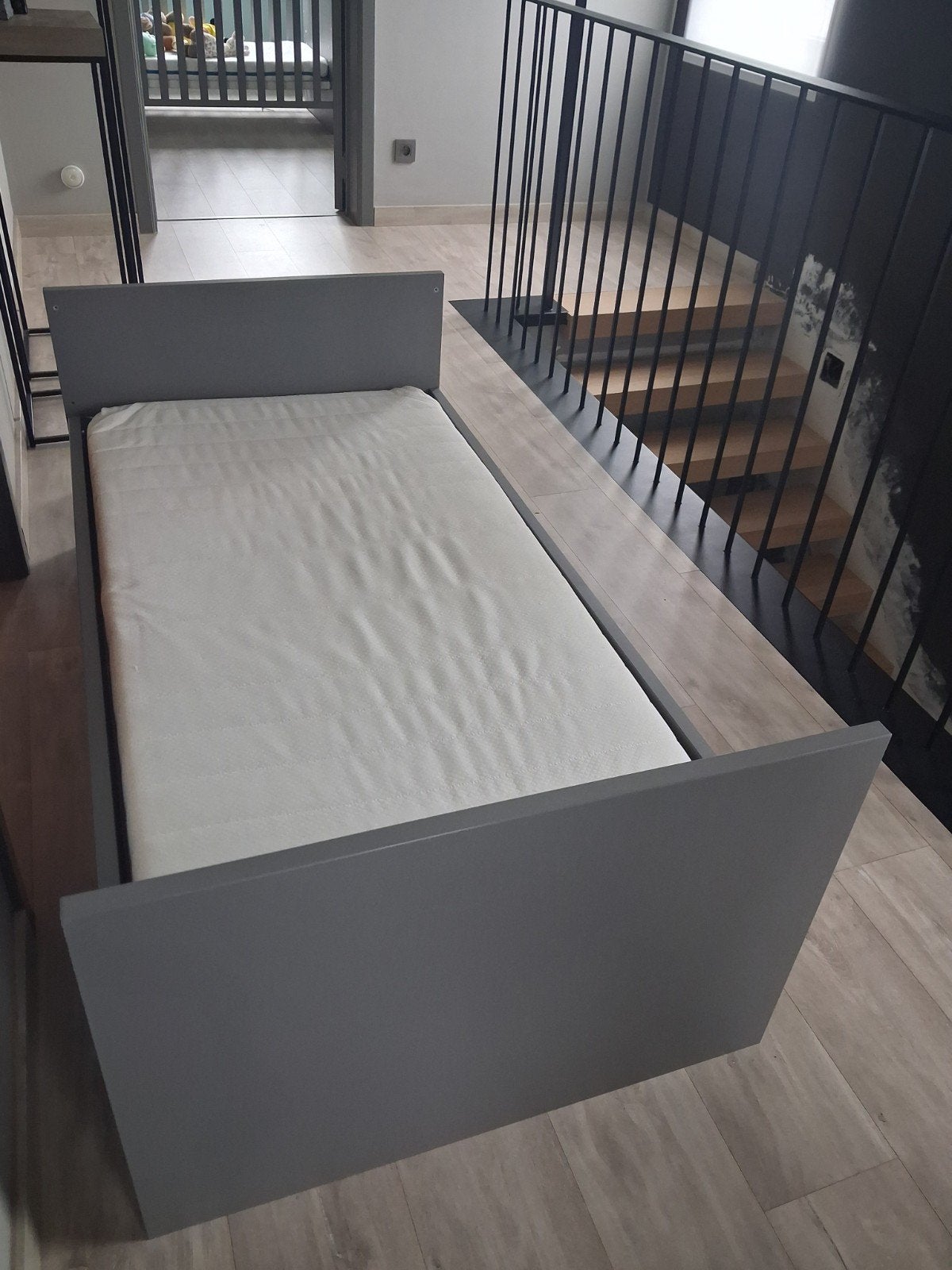 Babybed 140x70 omvormbaar peuterbed, Kinderen en Baby's, Ophalen, Matras