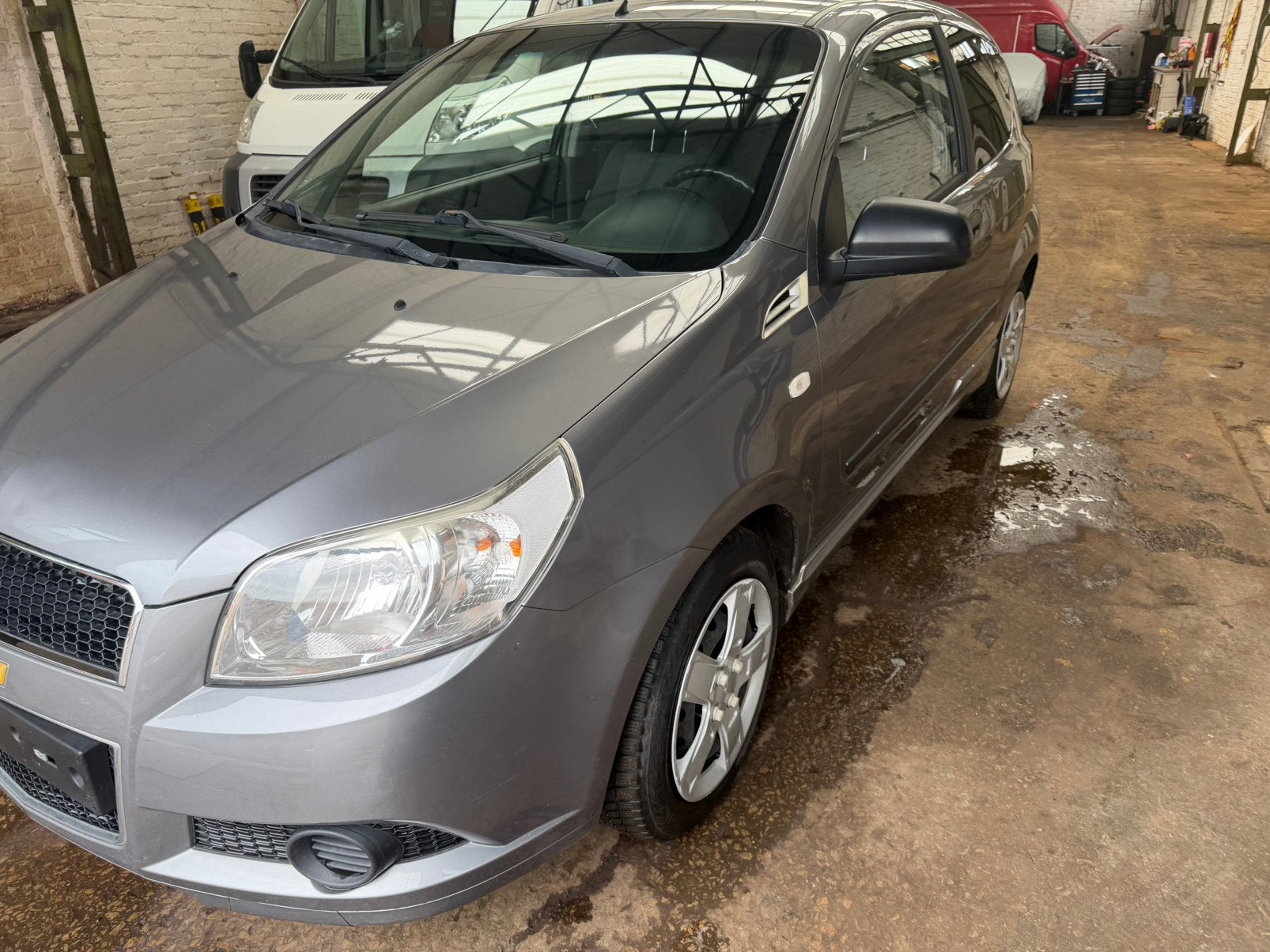 Chevrolet Aveo 1.2cc essence 155000 km 2500€, Auto's, Chevrolet, Particulier, 3 cilinders, 3 deurs, Coupé