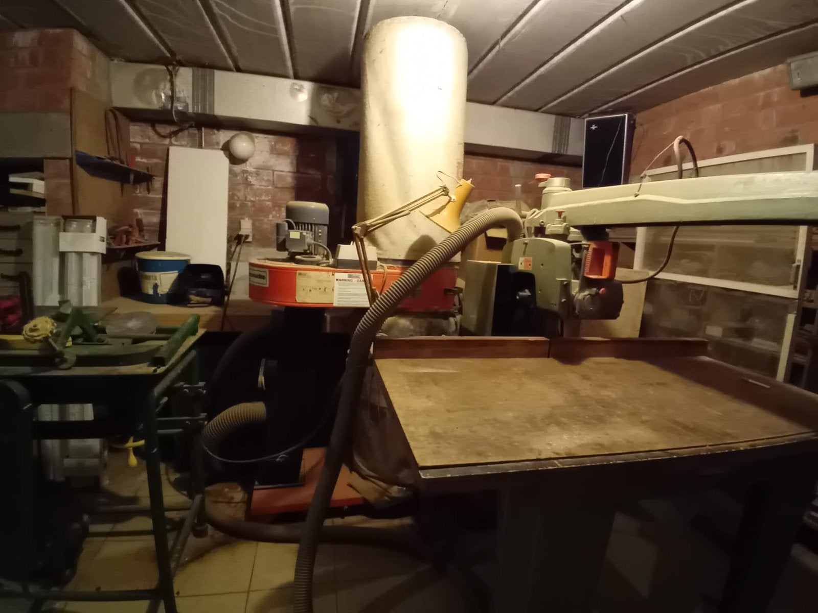 Dewalt zaagmachine met industriele stofafzuiging, Ophalen, Gebruikt