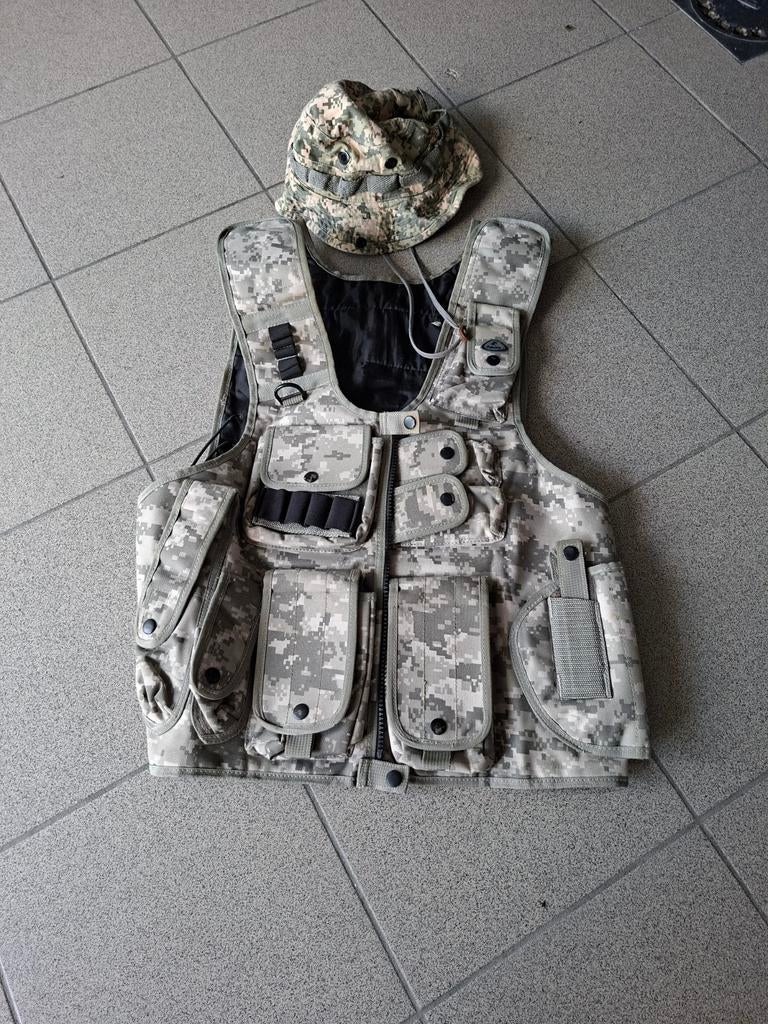 airsoft vest+ pet, Ophalen