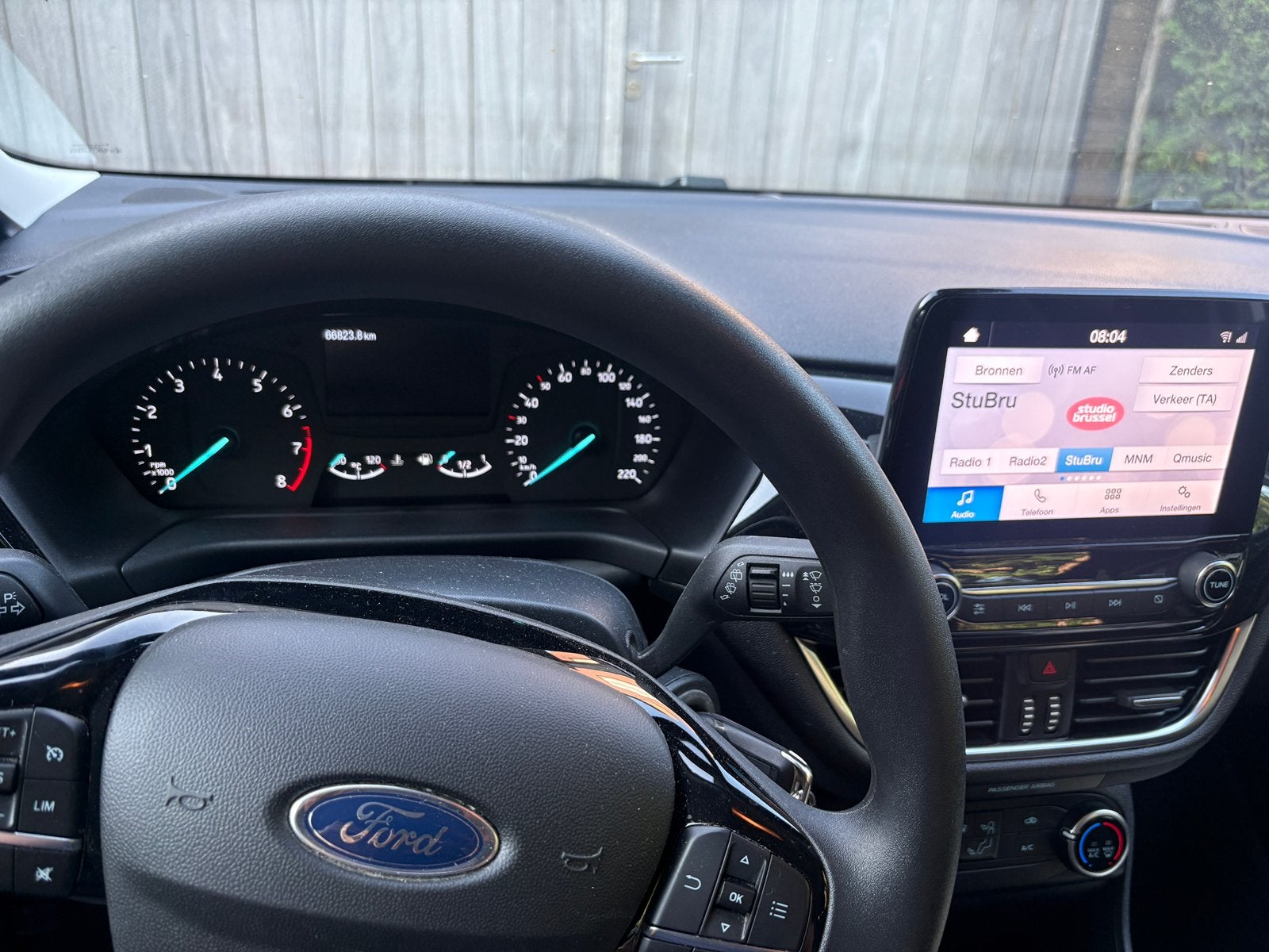 Fiesta benzine zonder gebreken, Auto's, Ford, Voorwielaandrijving, Stof, Zwart, Bedrijf