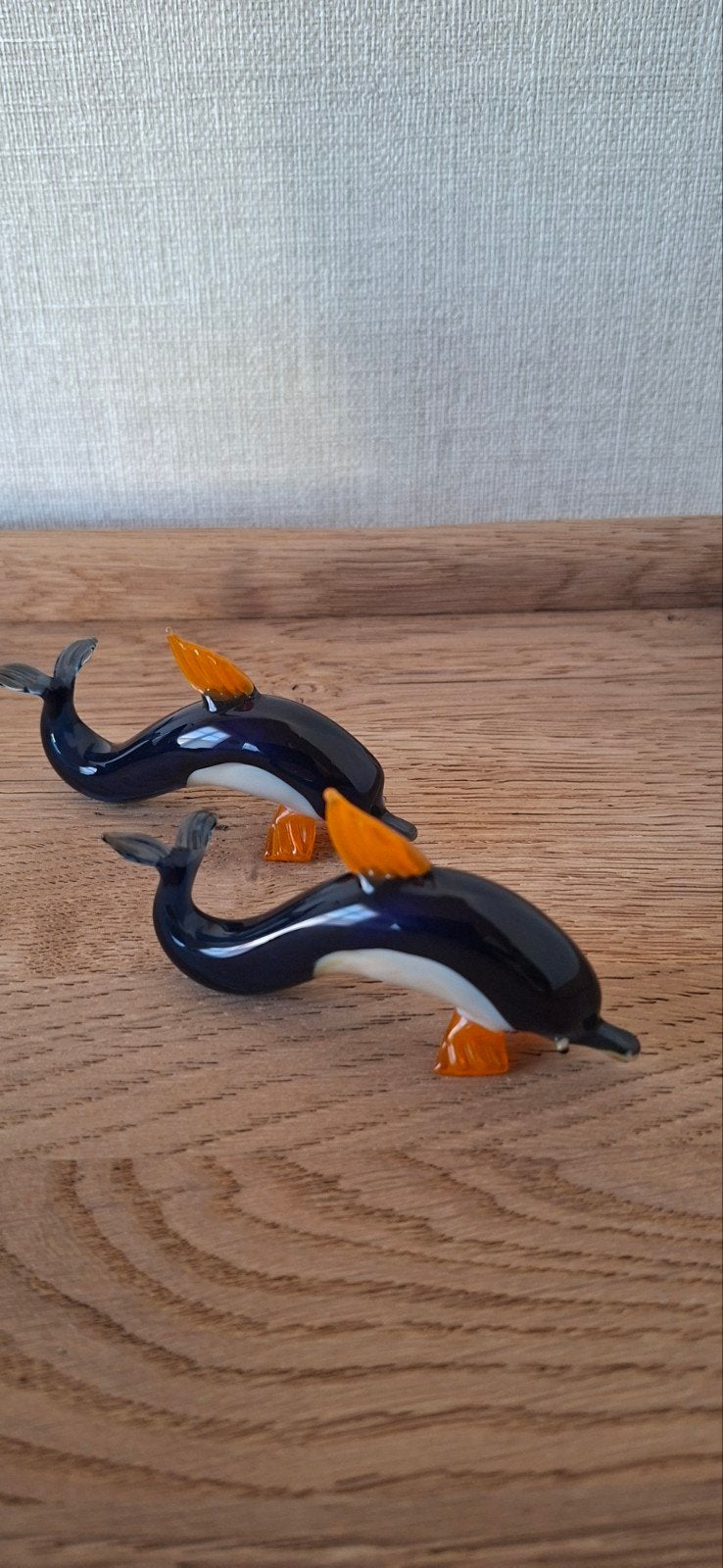 2 miniatuur dolfijnen in glas, Huis en Inrichting, Ophalen, 8 cm, Nieuw, Glas