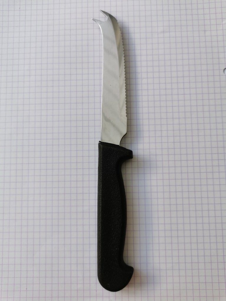 Groot kaasmes Arcos. 225 mm., Ophalen of Verzenden, Zo goed als nieuw, Metaal, Overige typen