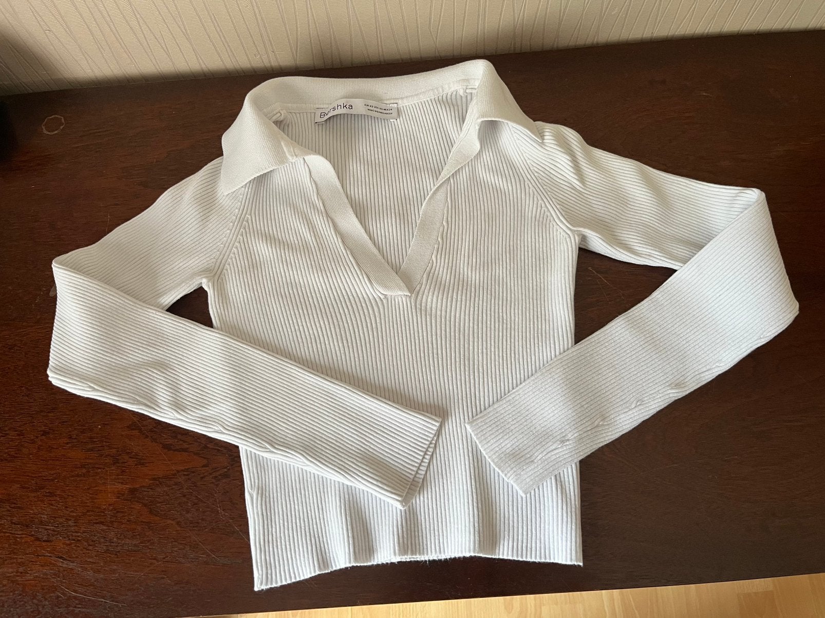 Tof kort wit bloesje van Bershka maat XS, Ophalen of Verzenden, Zo goed als nieuw, Maat 34 (XS) of kleiner, Wit