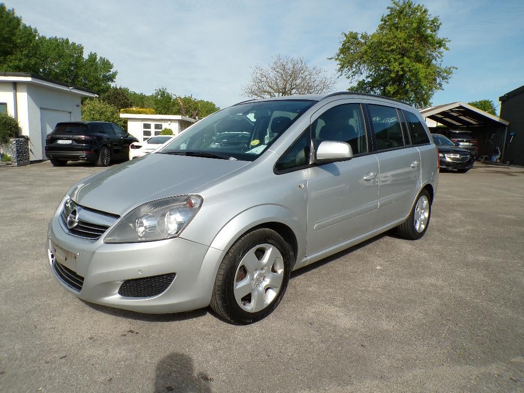 Opel Zafira 1.7CDTi 7-Zitplaatsen/Auto Airco, Voorwielaandrijving, Euro 5, 4 cilinders, 1686 cc