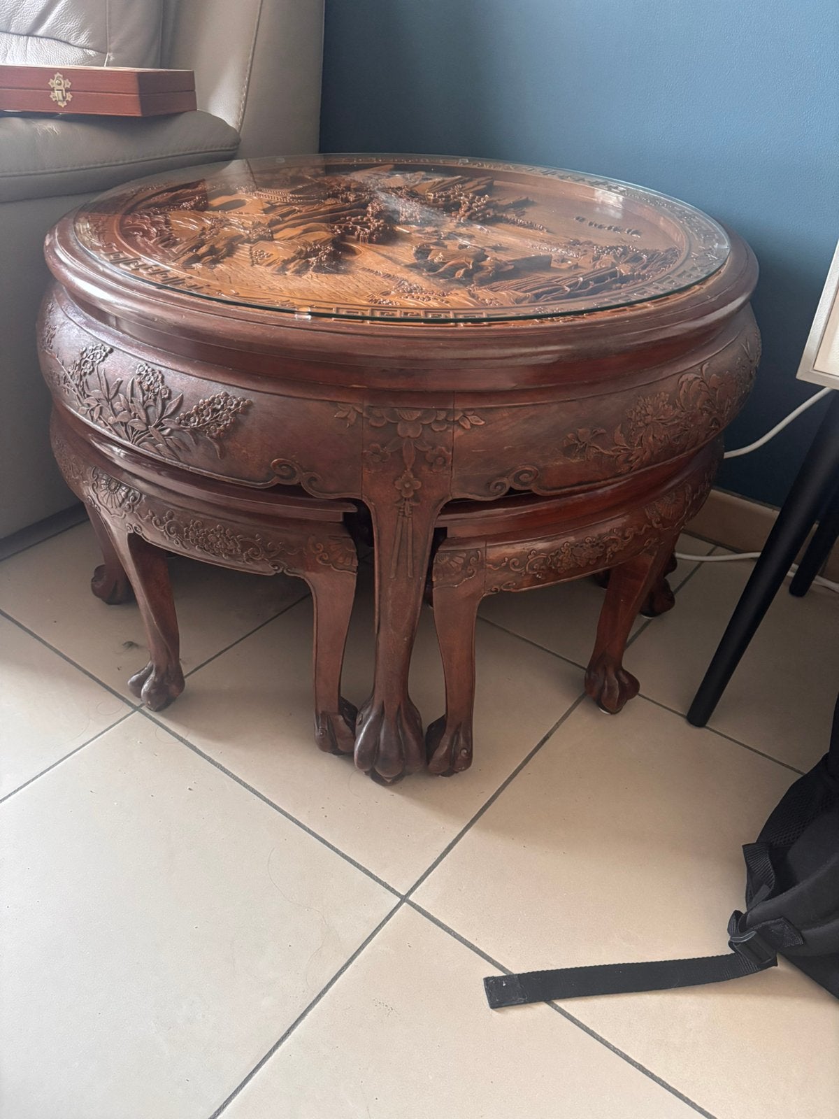 Chinese salontafel, Ophalen