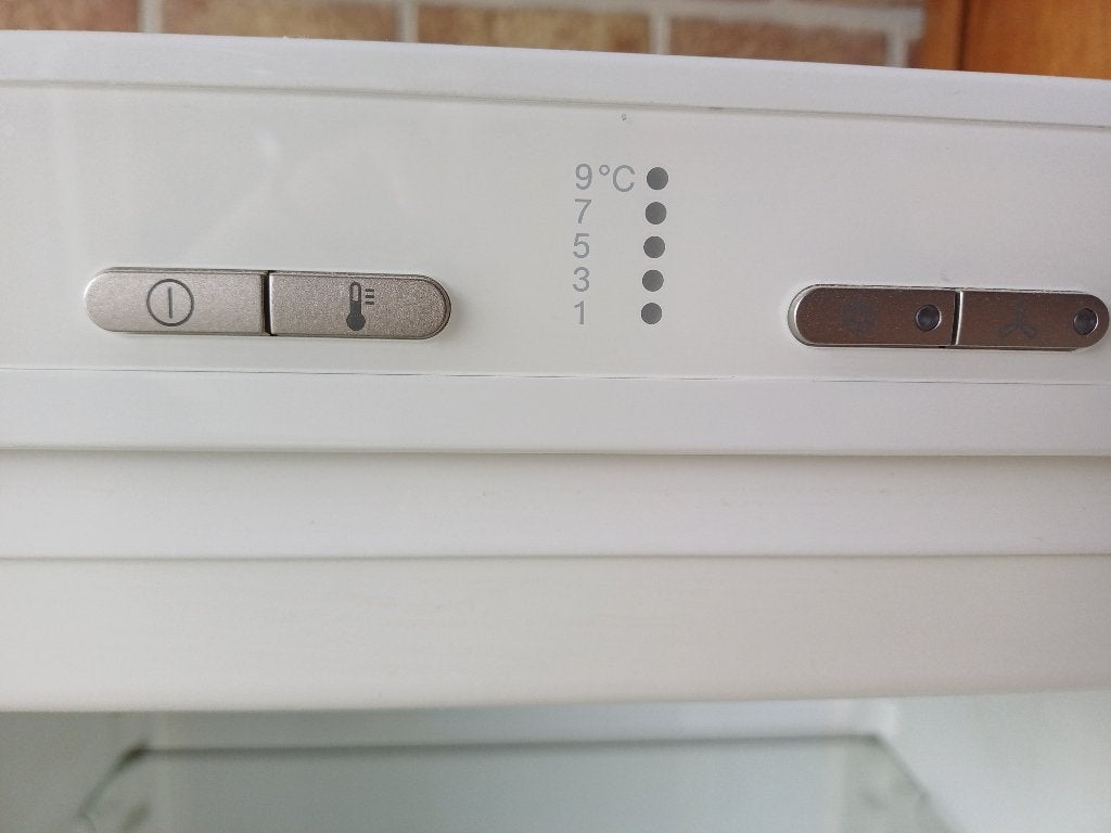 koelkast Miele, Elektronische apparatuur, Koelkasten en IJskasten, Gebruikt, Zonder vriesvak, 160 cm of meer, 45 tot 60 cm, Energieklasse A of zuiniger