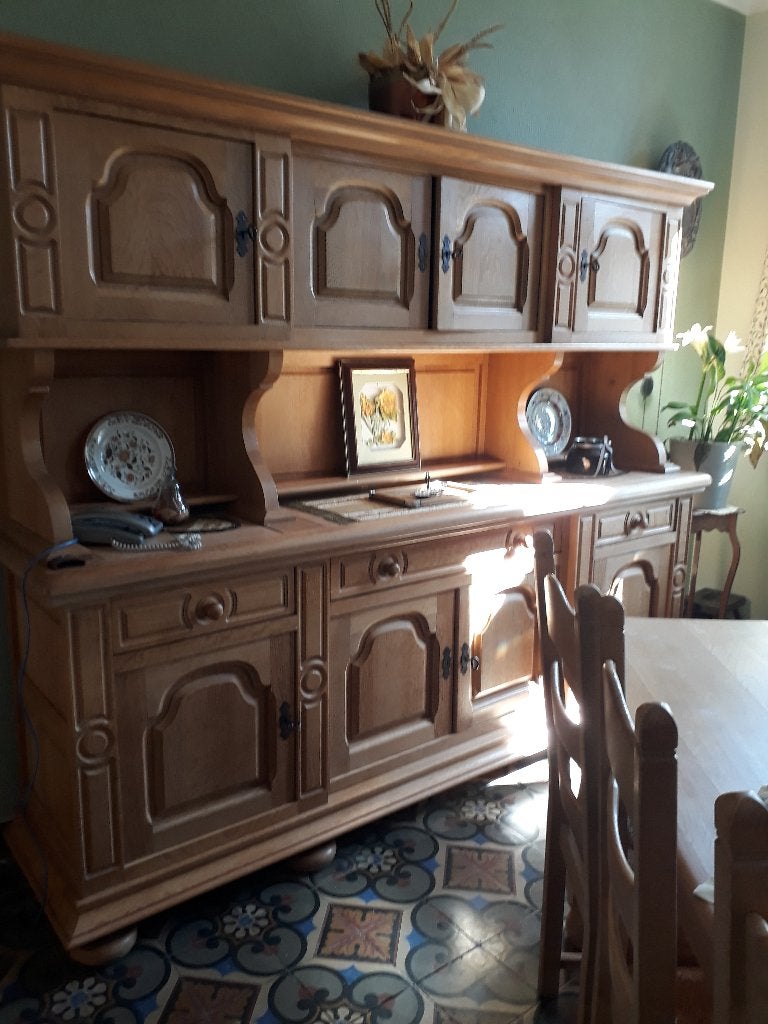 Buffet chêne, Maison & Meubles, Armoires | Buffets, Enlèvement, Chêne