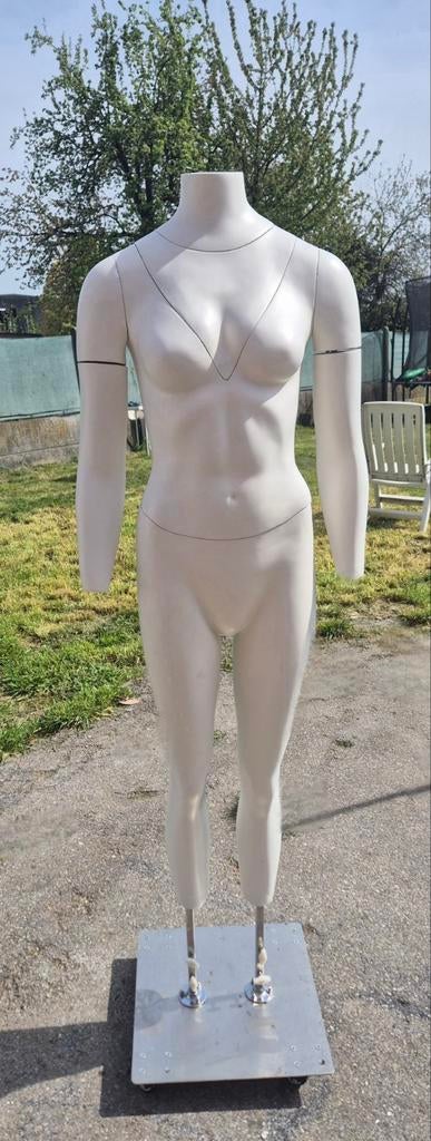 Professionele paspop vrouw, Kleding | Dames, Ophalen, Gedragen