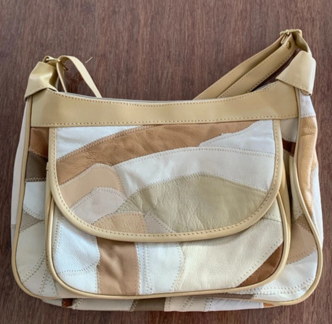 un sac à main vintage en patchwork spécifique, Enlèvement, Neuf, Beige, Sac à main