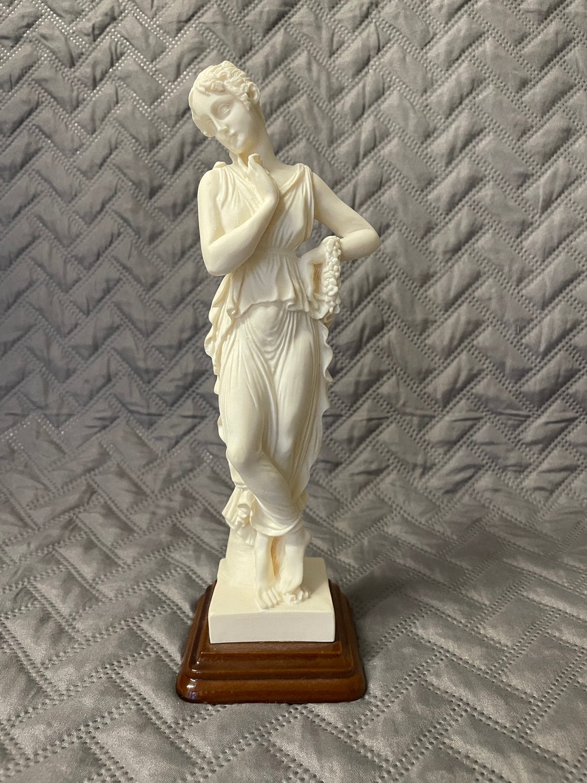 Statue grecque, Enlèvement ou Envoi