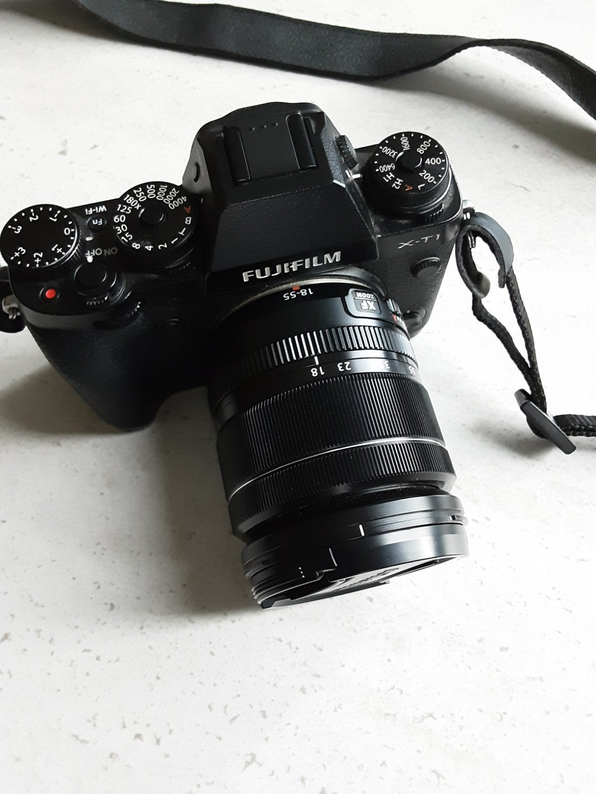 Fujifilm X-T1 met Fuji XF 18-55mm 2.8-4 lens, shutter c.;103, TV, Hi-fi & Vidéo, Appareils photo numériques, Enlèvement ou Envoi