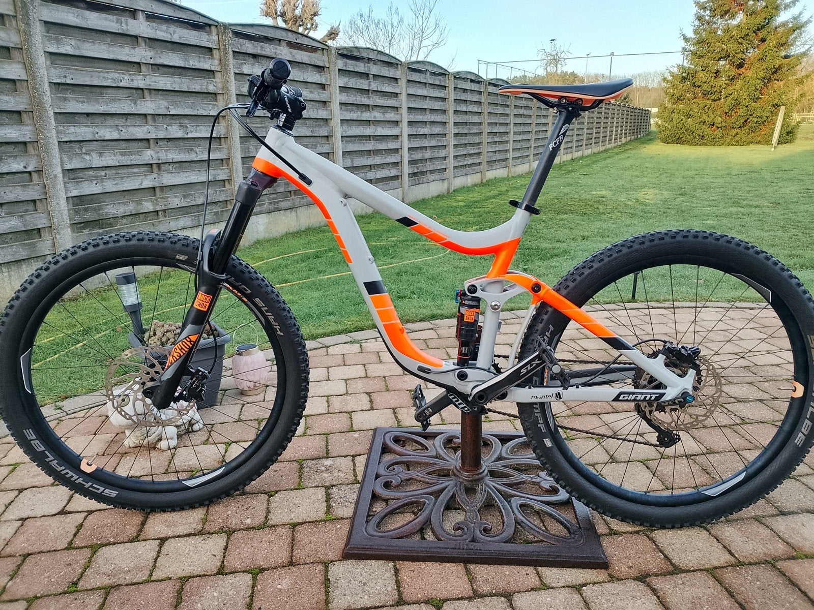 Un règne géant., Vélos & Vélomoteurs, Enlèvement, Giant