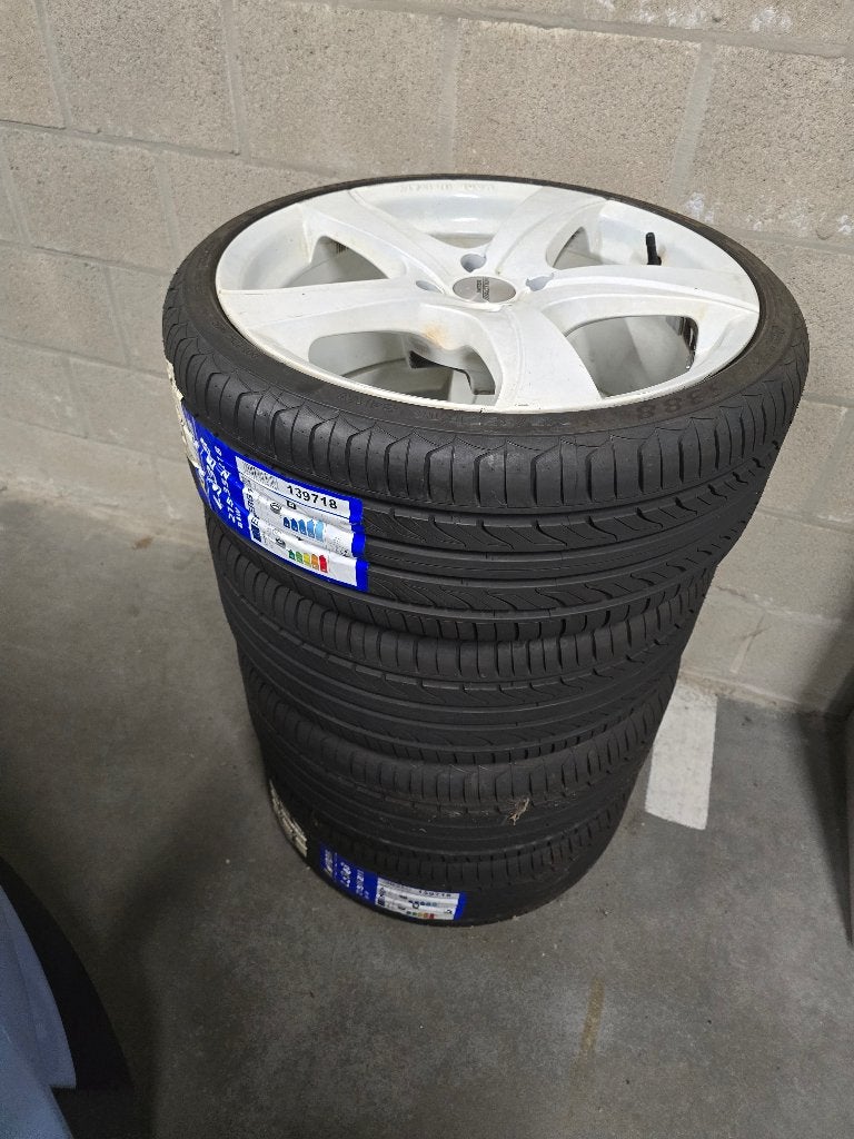 18 inch 4x108 velgen met splinternieuwe Landsail banden, Neuf, 215 mm, Pneus été, 18 pouces