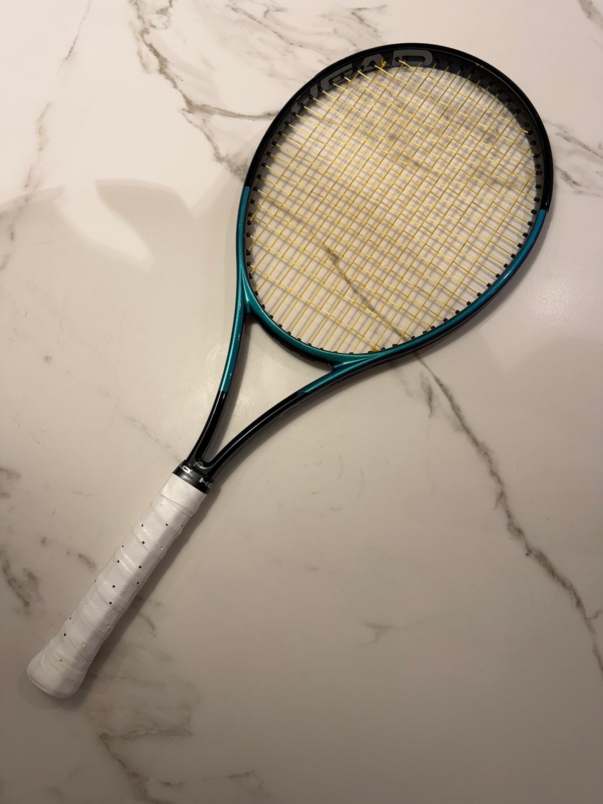 HEAD Gravity MP 295g – Luxilon 4G – Excellent Condition, Raquette, Comme neuf, Enlèvement, Head