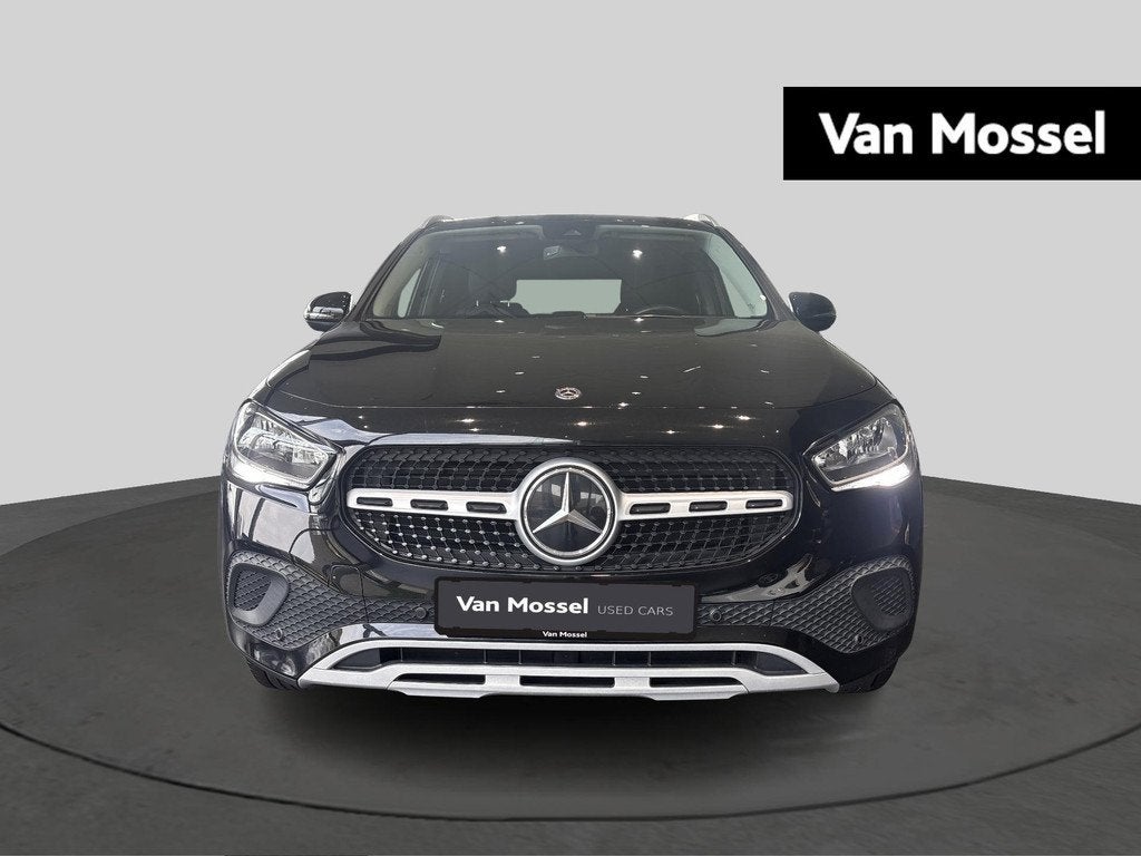 Mercedes-Benz GLA 200 d + PARKEERSENSOREN + CAMERA +, 1800 kg, Entreprise, Carnet d'entretien, Noir