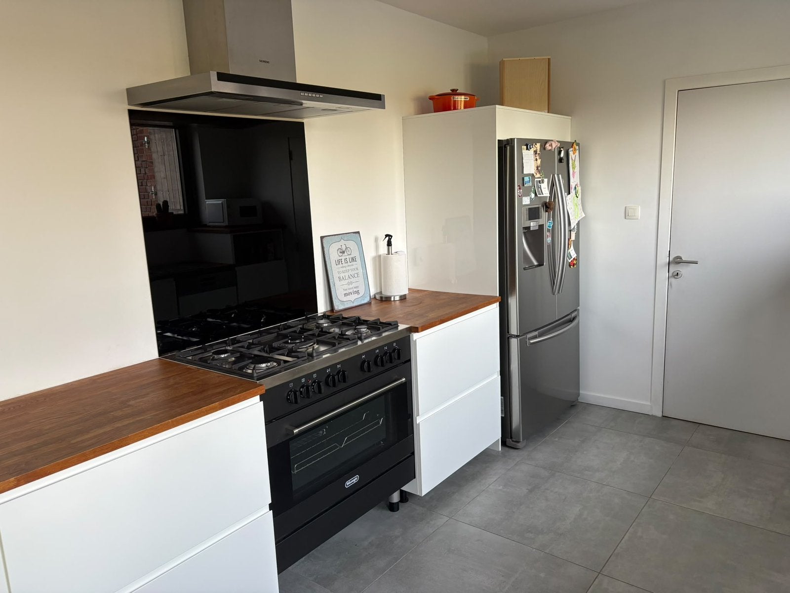 Volledige keuken met toestellen, Huis en Inrichting, Ophalen, Gebruikt, U-keuken, Wit