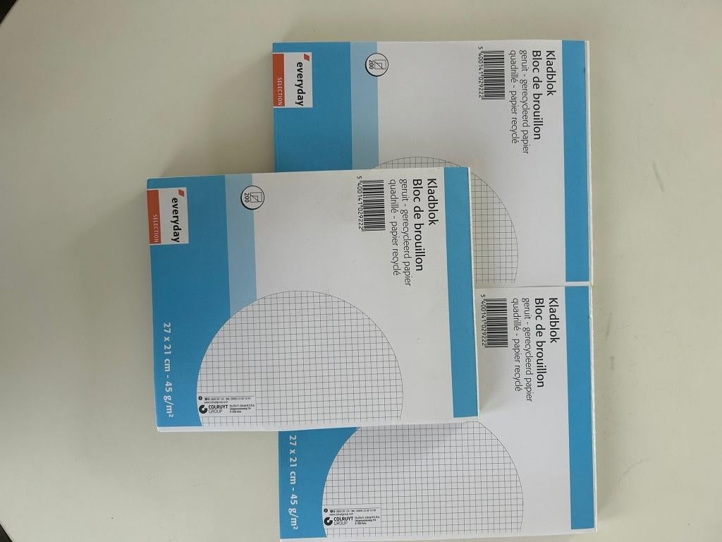 Bloc-notes A4 à carreaux — 200 pages — Papier recyclé x 3, Enlèvement ou Envoi, Neuf