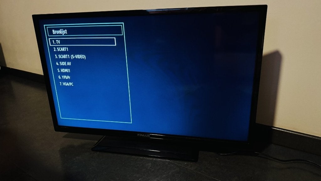 LED-LCD Finlux FL3210CB, TV, Hi-fi & Vidéo, Autres marques, 50 Hz, Enlèvement, HD Ready (720p)