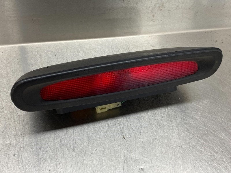 FEU STOP CENTRAL ARRIERE Hyundai Terracan (01-2001/12-2006), Autos : Pièces & Accessoires, Utilisé, Hyundai