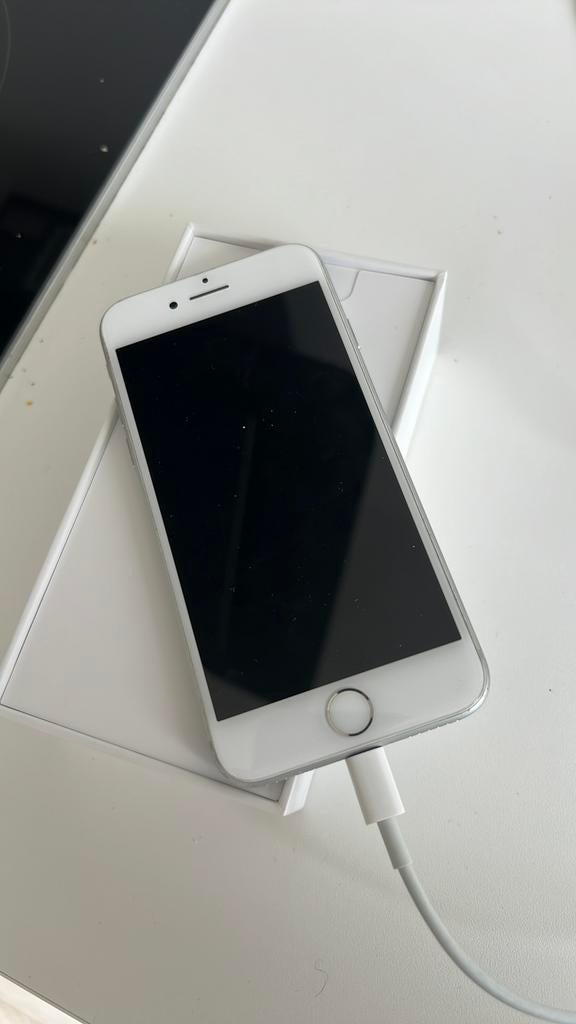 iPhone 7, Télécoms, 83 %, Enlèvement ou Envoi, 32 GB, Utilisé