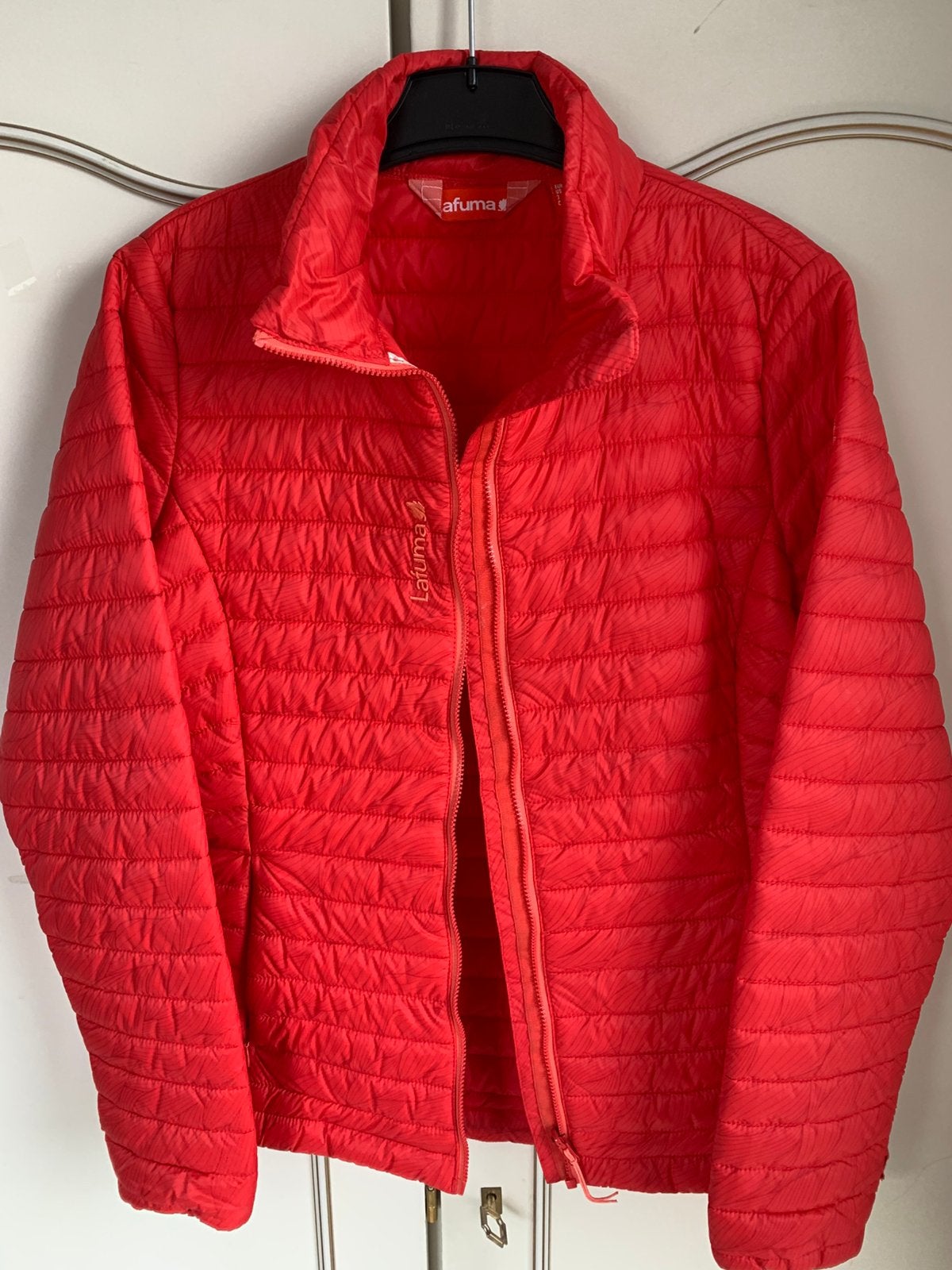 Lafuma gewatteerde jas – rood Small nieuw, Enlèvement, Neuf, Taille 36 (S), Rouge