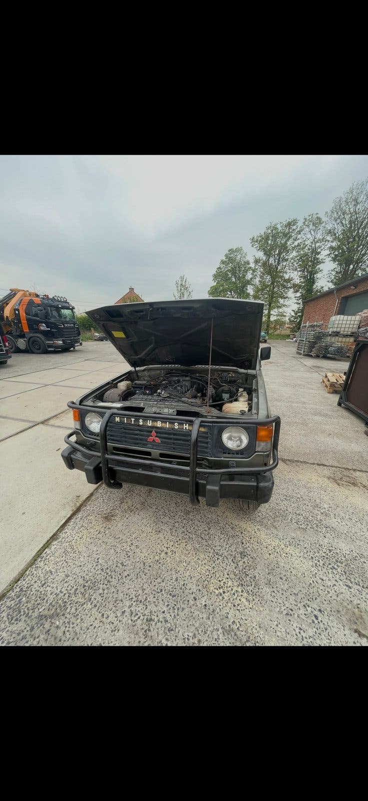 Mitsubishi pajero mk1 4x4, foto 1