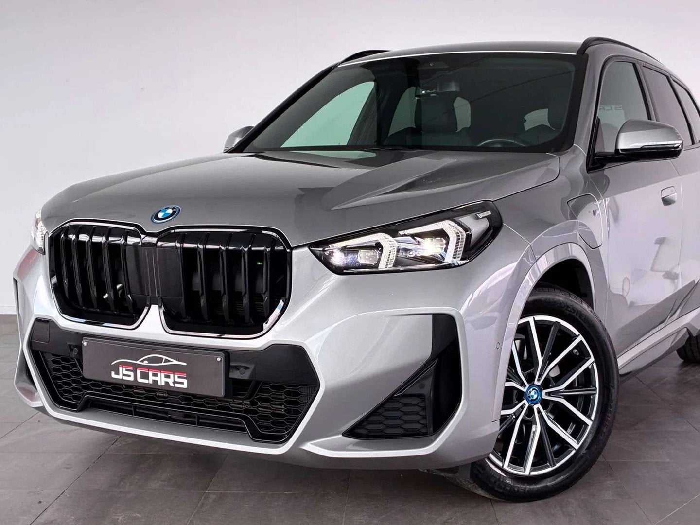 BMW X1 1.5iA xDrive25e PHEV FULL PACKM-1ERPRO-COCKPIT-CARPLA, Autos, Argent ou Gris, Achat, Entreprise, Noir