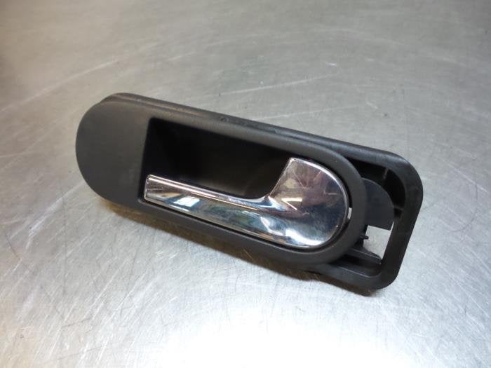 Poignée portière 4portes arrière droite d'un Volkswagen G, Volkswagen, -, Utilisé, -