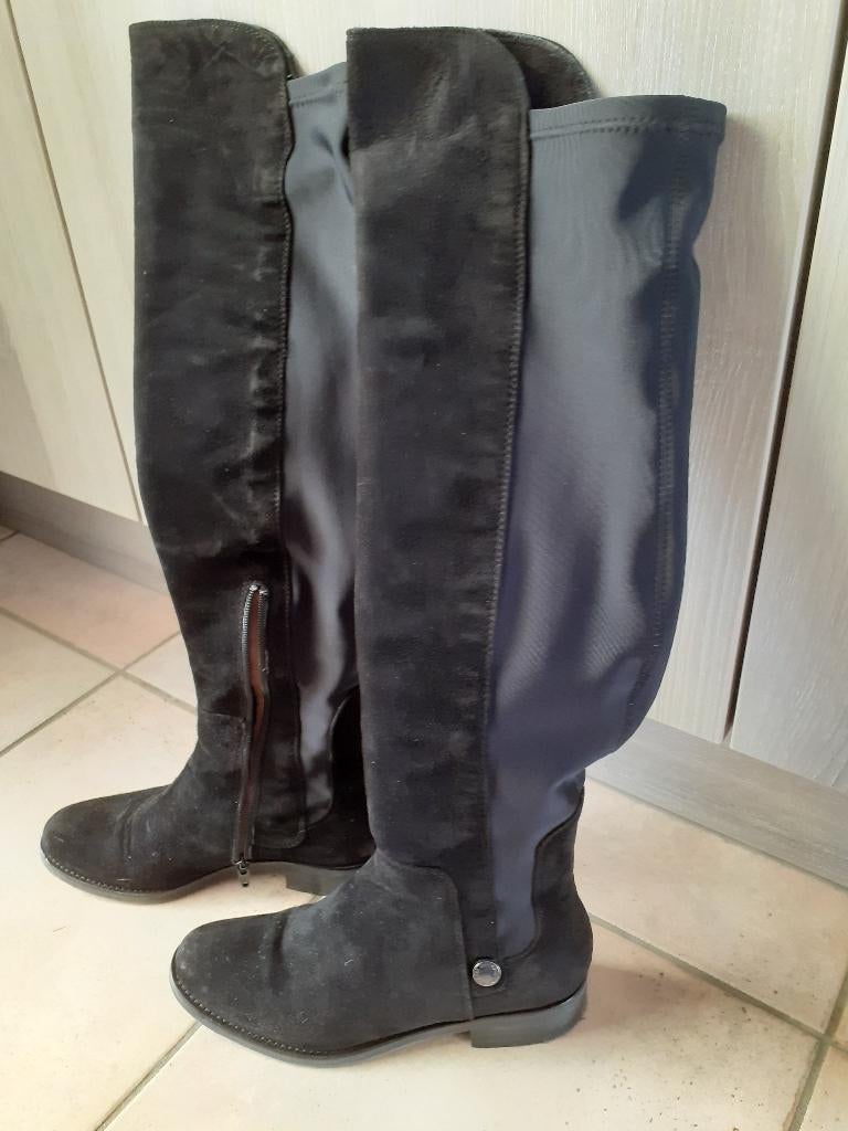 lange, zwarte, daim laarzen, grote maat 36, Kleding | Dames, Schoenen, Hoge laarzen, Zwart, Zo goed als nieuw, Ophalen