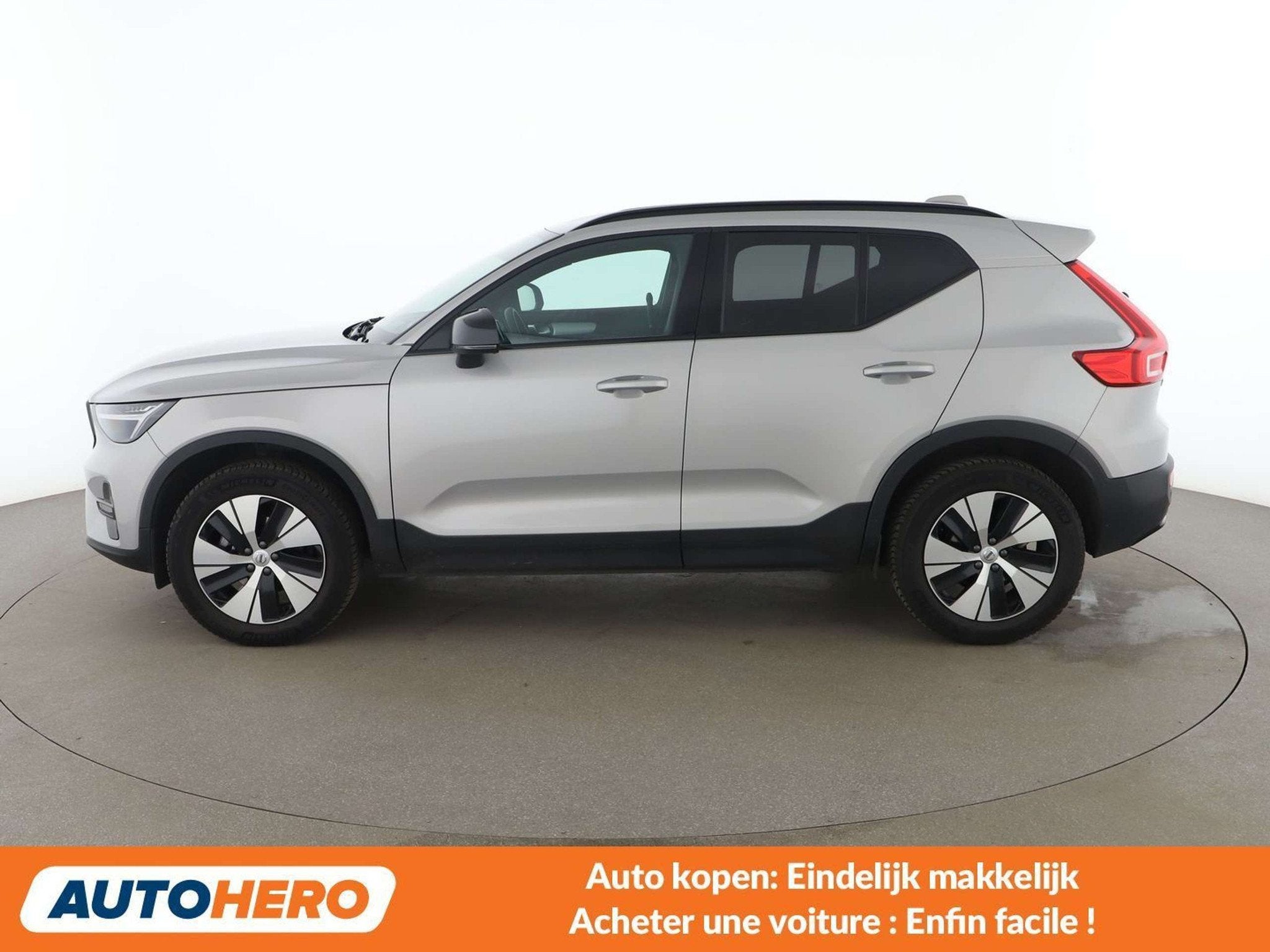 Volvo XC40 1.5 T2 Plus Dark 2WD (automatique), Autos, Volvo, Argent ou Gris, Achat, 5 portes, 95 kW