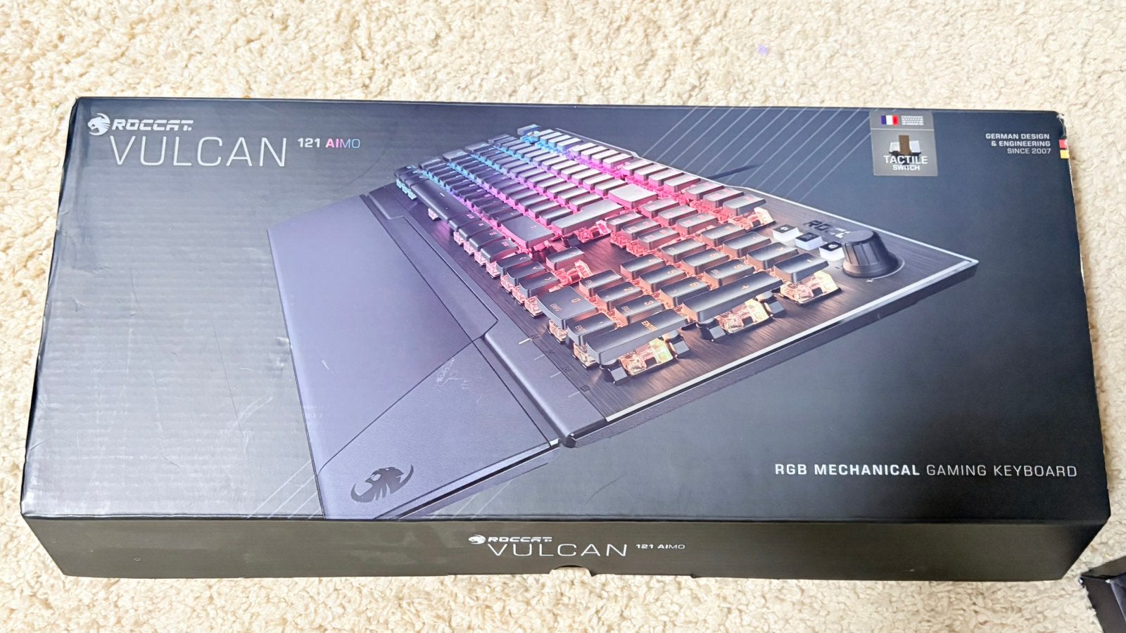 Ensemble Roccat clavier Vulcan AIMO 121 + tapis de souris, Informatique & Logiciels, Enlèvement ou Envoi, Pavé numérique, Azerty