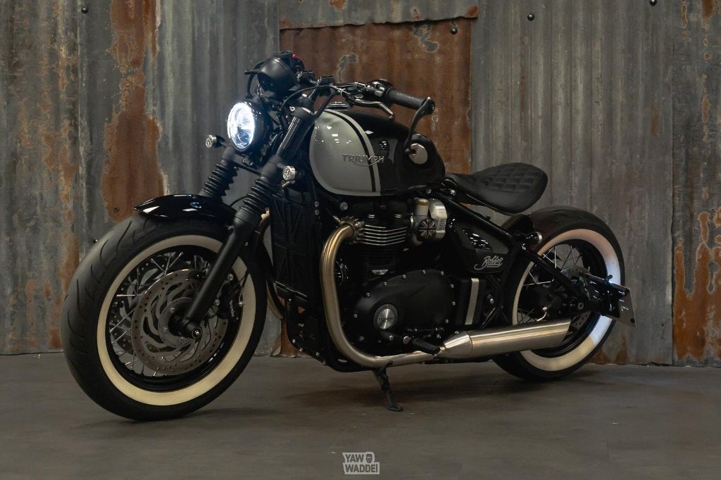 Triumph Bonneville Bobber Custom 2-tone, Motoren, 2 cilinders, Meer dan 35 kW, 1200 cc, ABS
