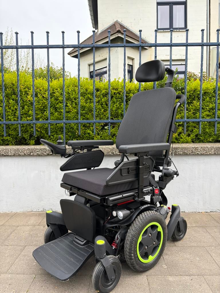 Quickie Q400m elektrische rolstoel in goede staat, Ophalen of Verzenden, Inklapbaar, Zo goed als nieuw, Elektrische rolstoel