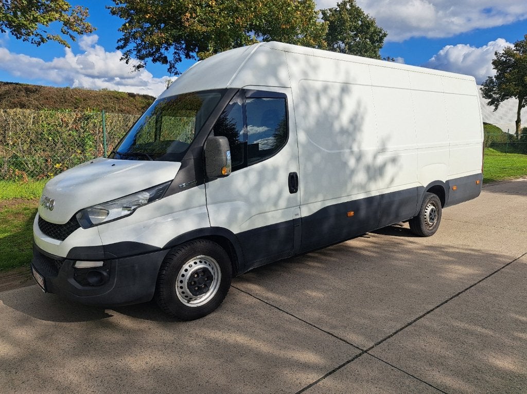 Iveco Daily 35s150 3.0L L4H2, Electronic Stability Program (ESP), Euro 5, Zwart, 4 cilinders