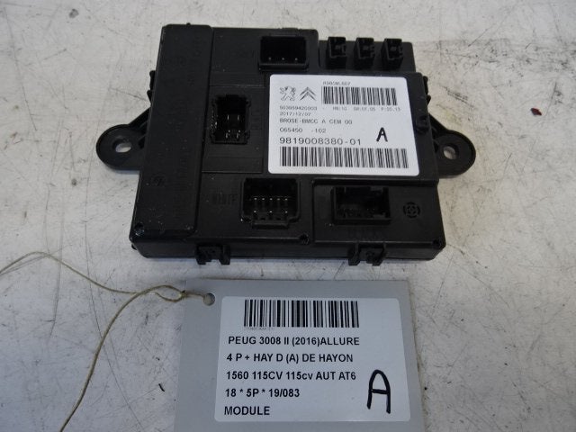 UNITE ELECTRONIQUE 3008 II (M4 / MC / MJ / MR) (9819008380), Kontakt-peugeot@peugeot.com, Utilisé, Peugeot Deutschland GmbH, Bahnhofsplatz
65423  Rüsselsheim, DE