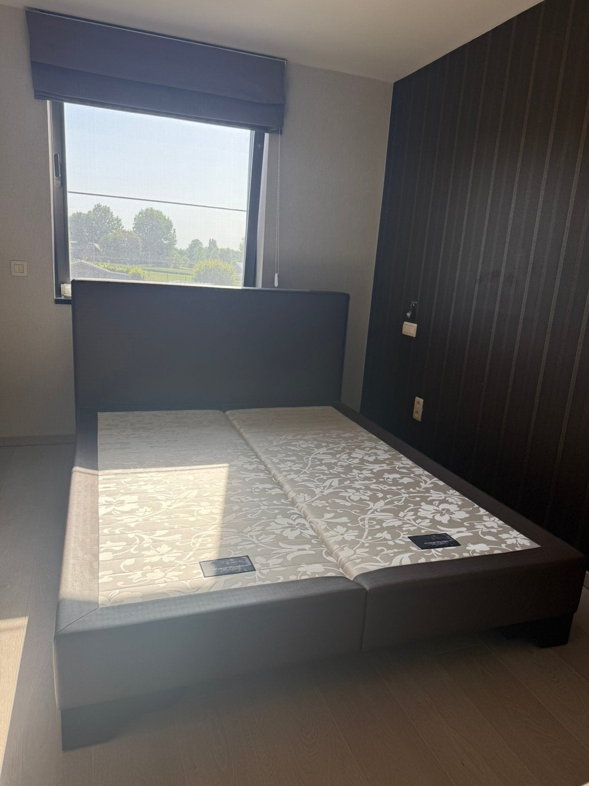 Boxspring Magnitude chocoladekleur 160 cm/200 cm, Huis en Inrichting, Ophalen, 200 cm, 160 cm