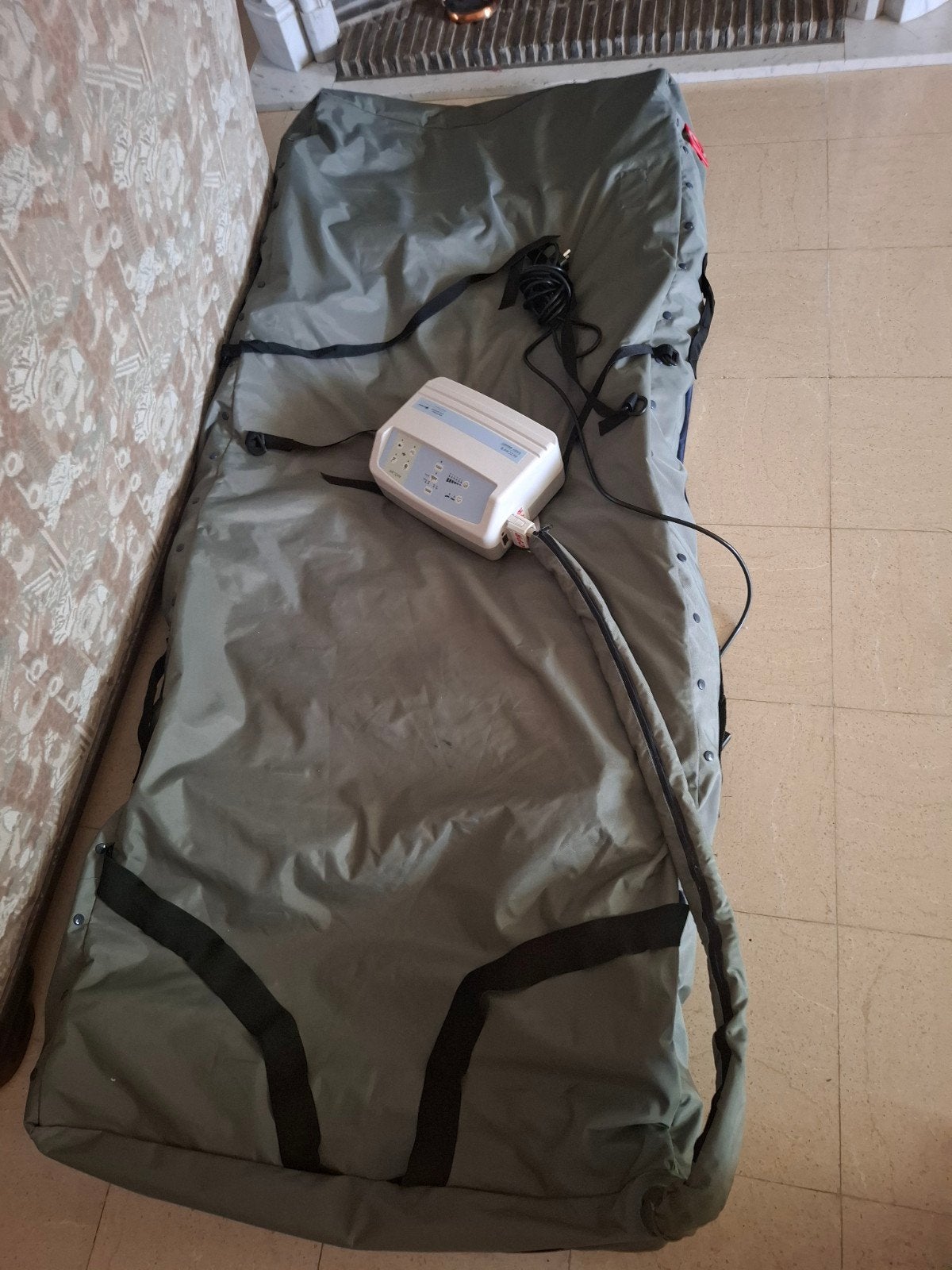 Air2Care8 matras + pomp, Ophalen, 200 cm, 80 cm, Matras