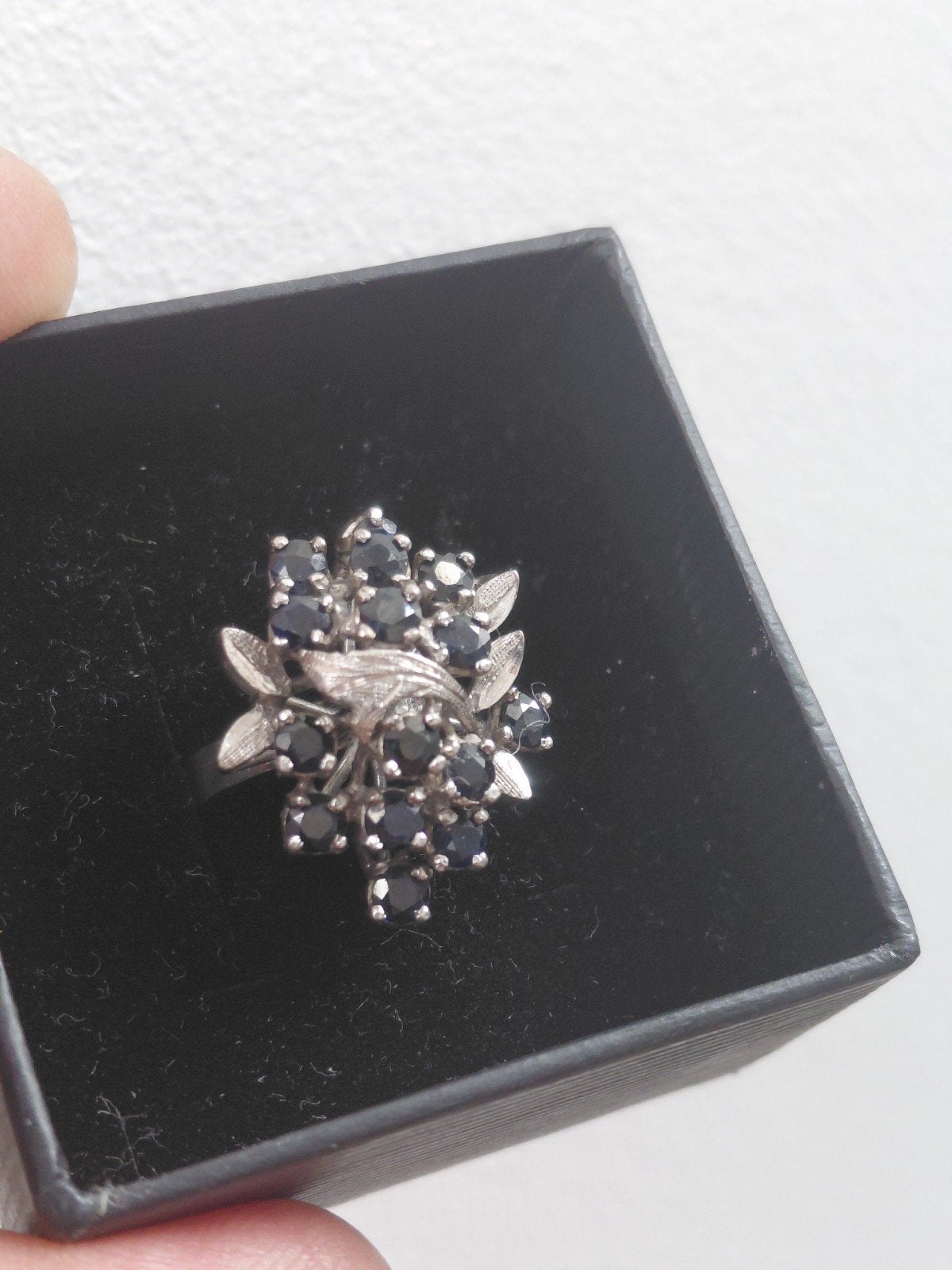 Belle bague de cocktail vintage en argent avec pierres préci, Bijoux, Sacs & Beauté, Bagues, Avec cristal, Enlèvement, Utilisé
