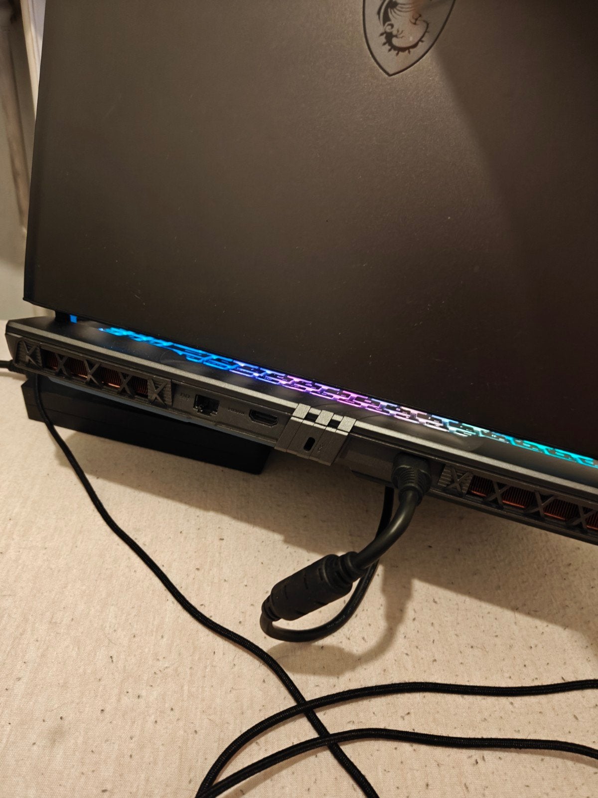 Te Ruil Msi Vector 16hx (LEES DE BESCHRIJVING!!) 
Ik wil mij, Computers en Software, Ophalen of Verzenden, Gaming, SSD