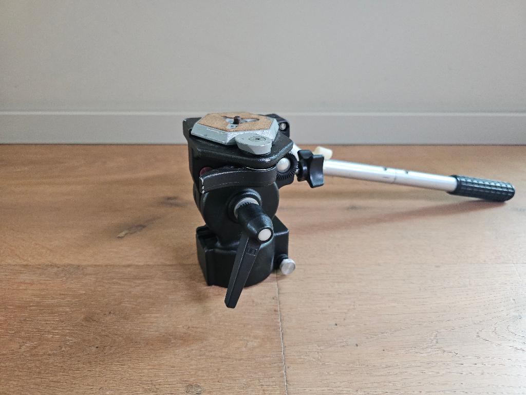 Manfrotto 136 Fluid Head, Audio, Tv en Foto, Fotografie | Statieven en Balhoofden, Ophalen, Zo goed als nieuw, Balhoofd