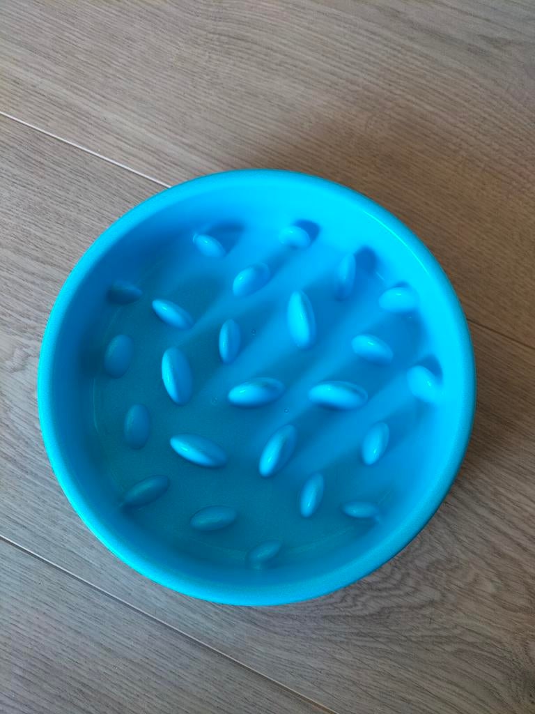 Eetbak voor hond of kat, Ophalen, Anti-schrok, Nieuw