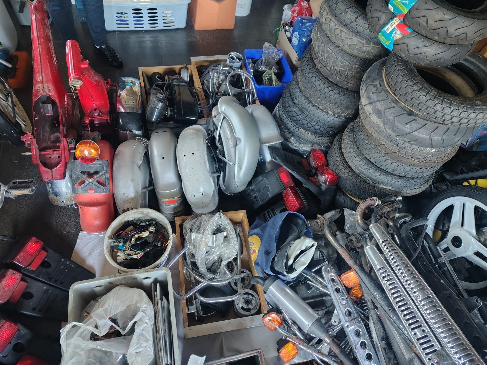 heel groot lot honda dax, Fietsen en Brommers, Ophalen