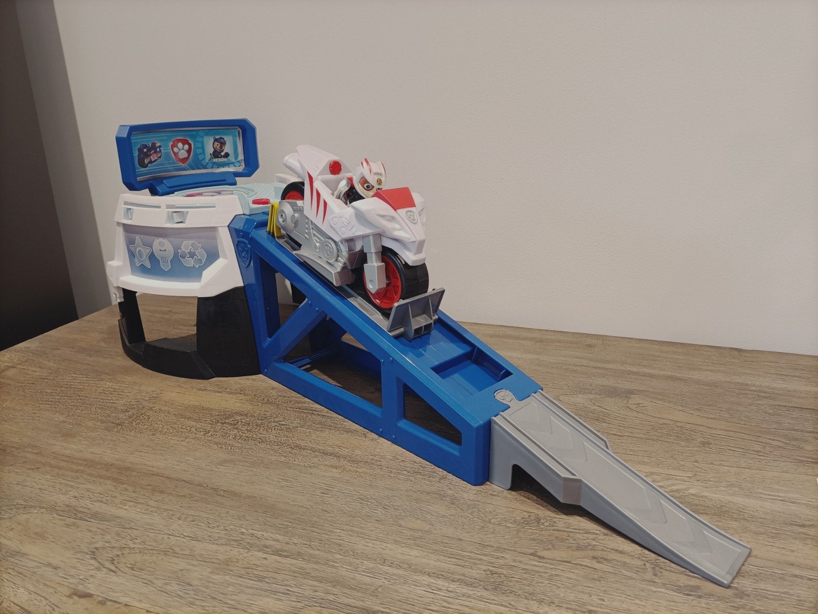 Moto HQ chase speelset van Paw Patrol met 3 moto's, Enlèvement, Utilisé