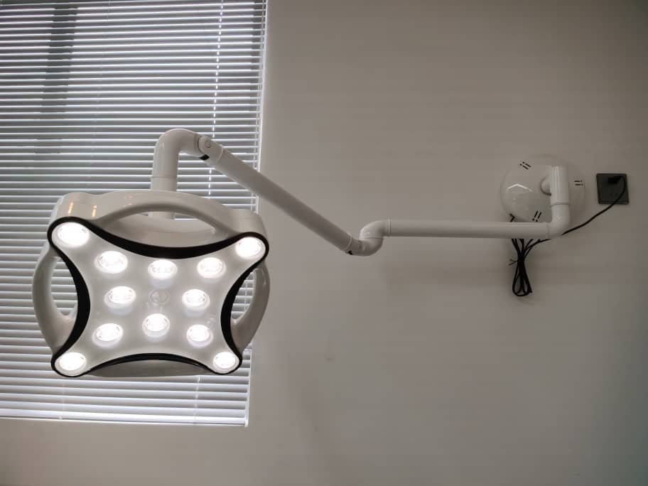 Onderzoekslamp LED nieuw wandbevestiging