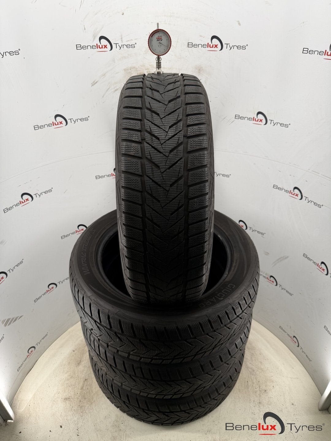 winter 215/55R18 95H Vredestein 215/55 R18 215/55/18 2155518, Autos : Pièces & Accessoires, Véhicule de tourisme, -, Utilisé, -