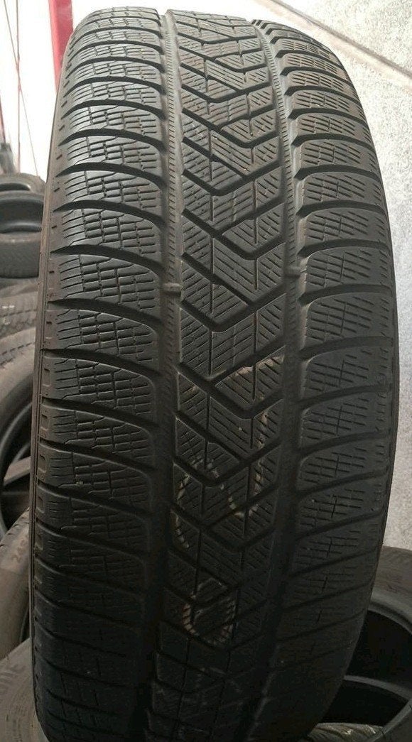 275/50/21 2755021 275/50r21 hiver Pirelli, Enlèvement, Skoda