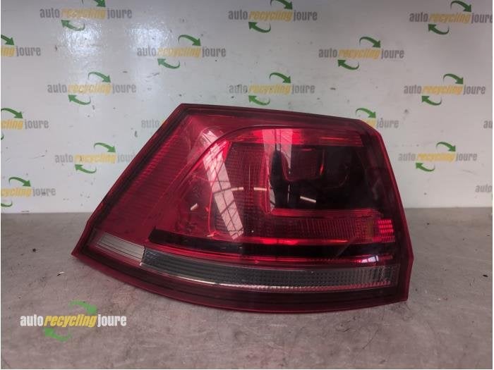Feu arrière gauche d'un Volkswagen Golf, -, Volkswagen, -, 3 mois de garantie