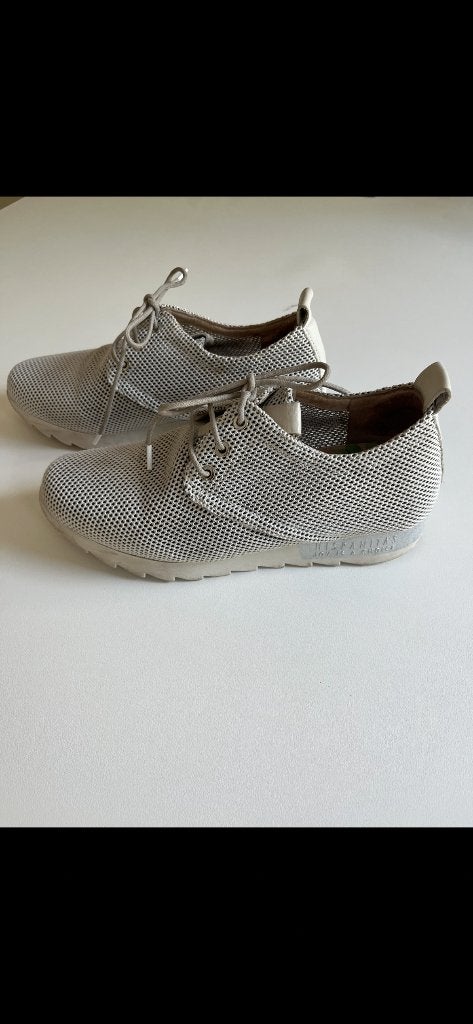 Mooie zilveren veterschoenen Hispanitas maat 36, Hispanitas, Enlèvement ou Envoi, Porté