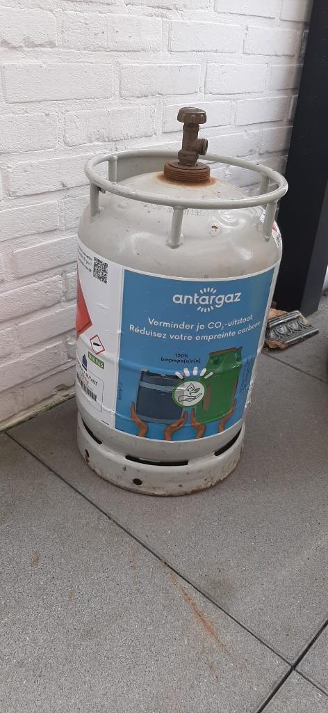 Volle gasfles, Vakantie, Dorp